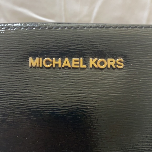 Michael Korda Black Side Body Bag Gold - Picture 3 of 3